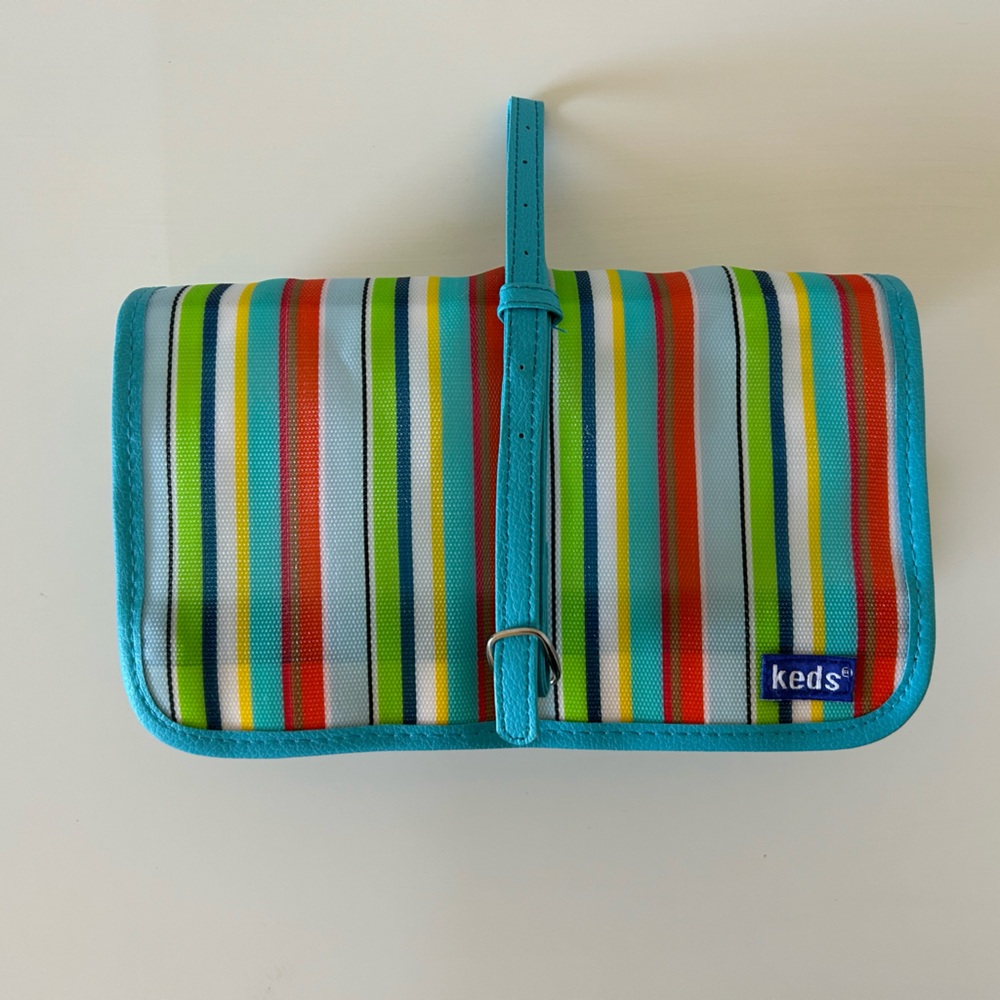 Brand new Keds foldable organizer